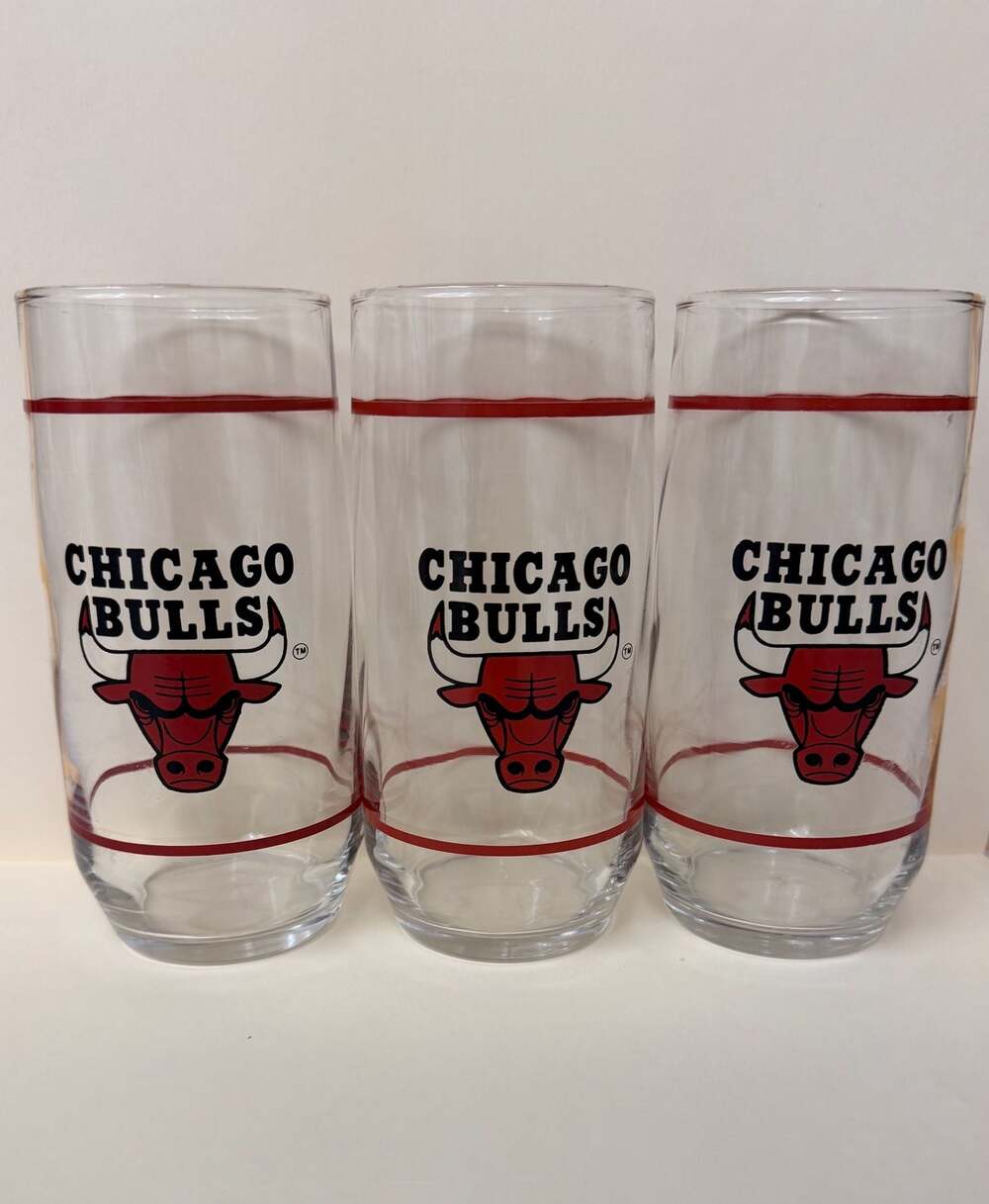NBA Chicago Bulls Set of 3 BULLS LOGO 16 oz. Drinking Glasses - 6" TALL